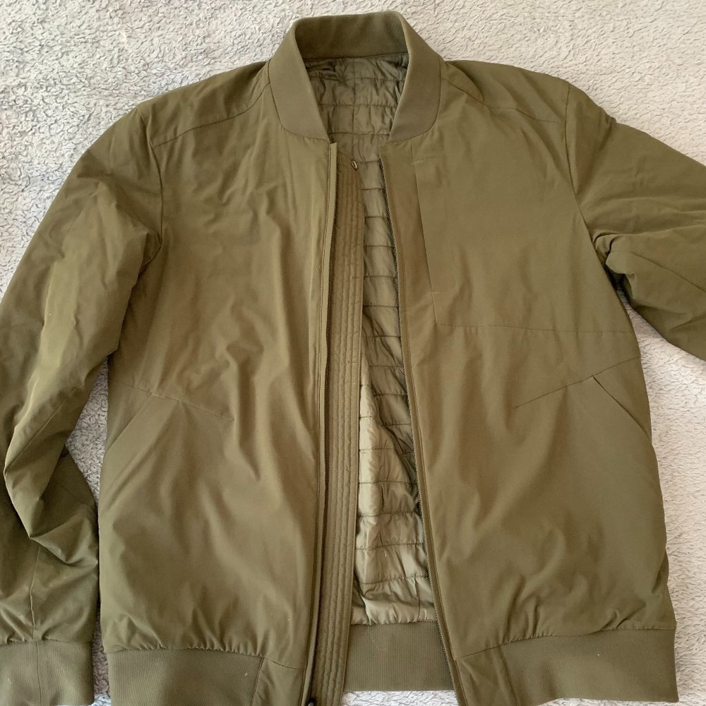 Lululemon Switch Over Bomber Jacket - Olive Green